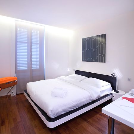 La Cour Des Augustins Boutique Gallery Design Hotel Genève Værelse billede